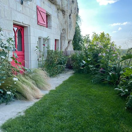 Gite Des Perreyeurs - Maison Troglodyte Avec Vue Sur Loire Монсоро Екстериор снимка